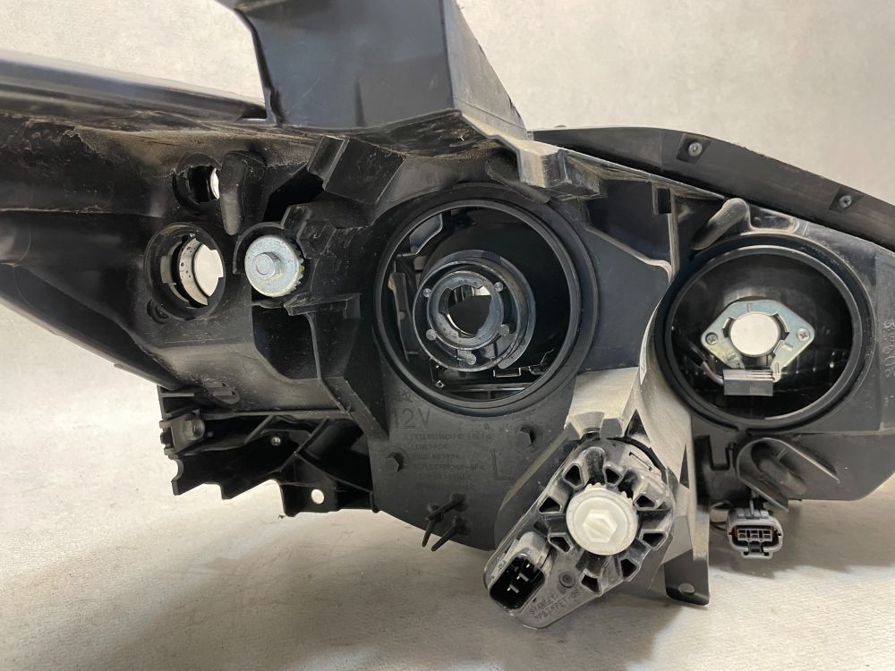 Mazda CX-5 světlomet levý přední halogen