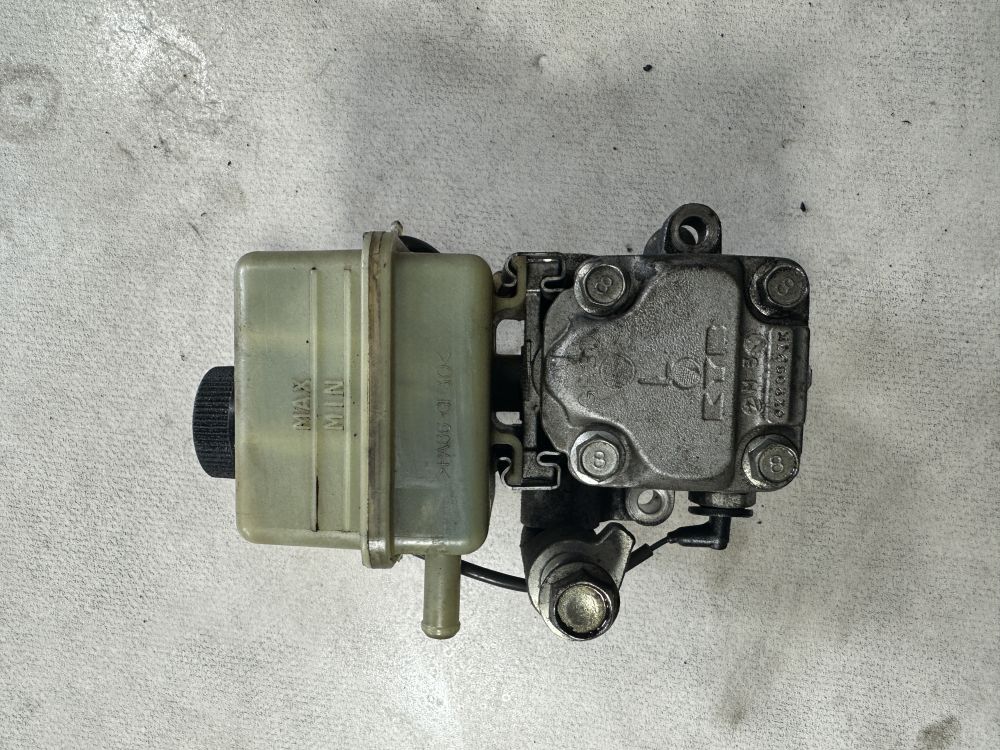 Mazda 6 GG GY RF5C RF7J Servo čerpadlo